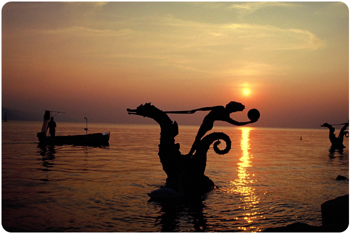 sunset lake geneva - click on image to return